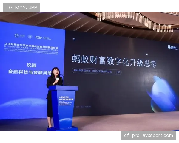顶级投资顾问的陪伴：他是如何通过投资者教育平滑心智的